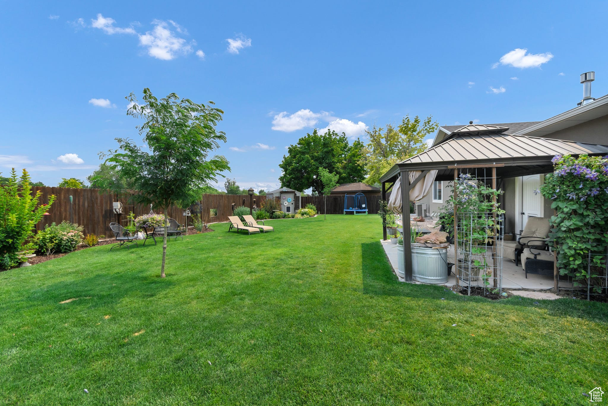 BRIARWOOD ESTATES - Residential