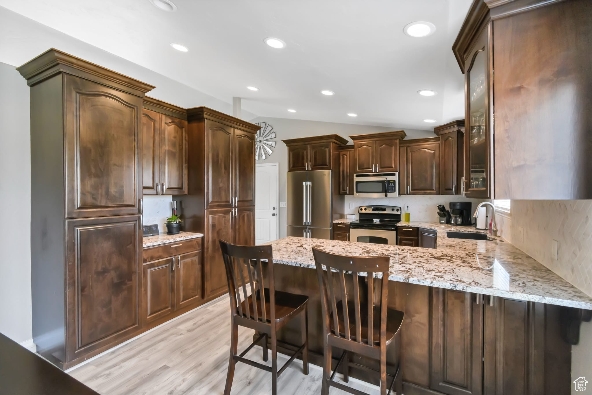 BRIARWOOD ESTATES - Residential