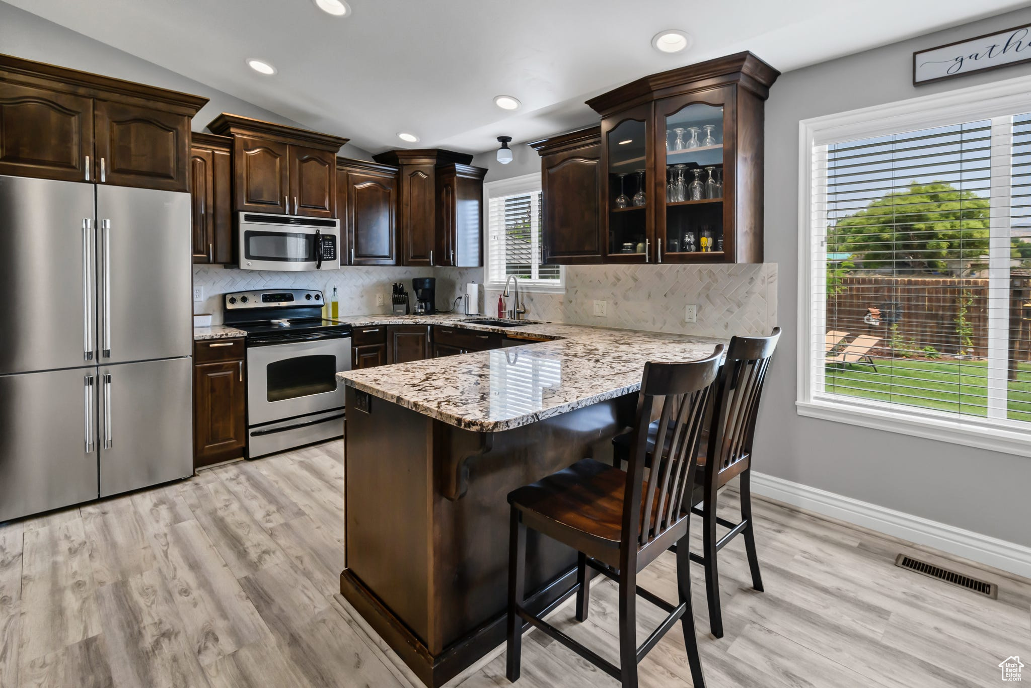 BRIARWOOD ESTATES - Residential