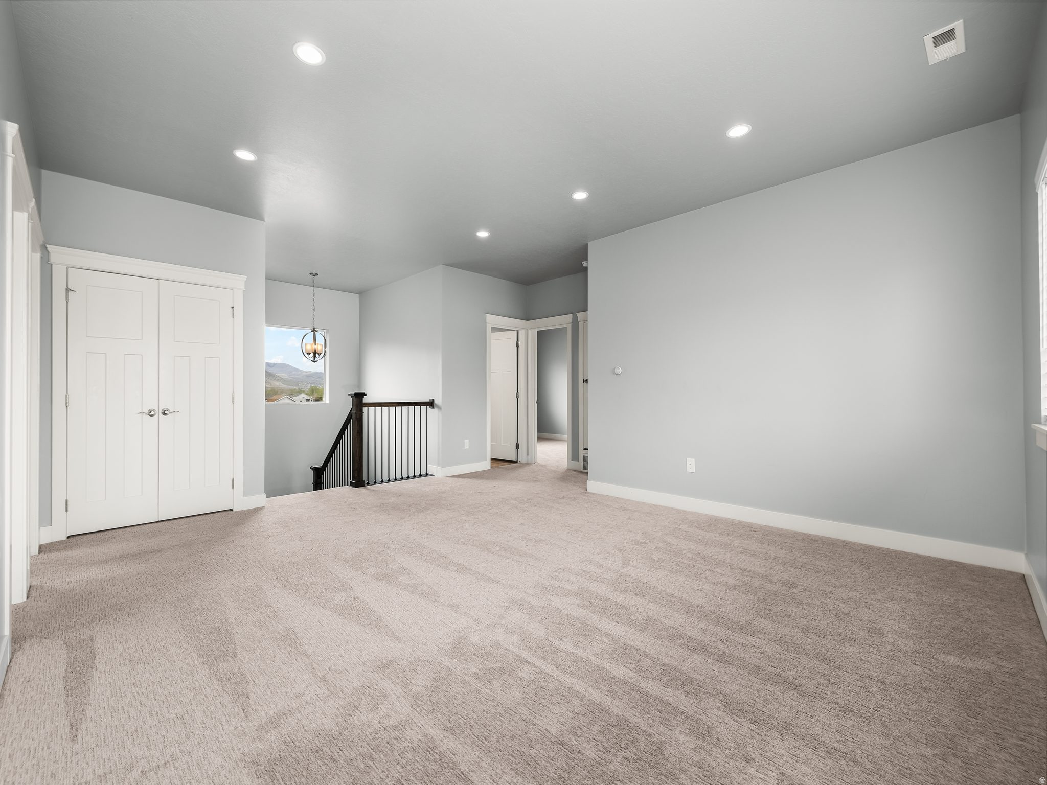 ACE CREATIVE ESTATES - Residential