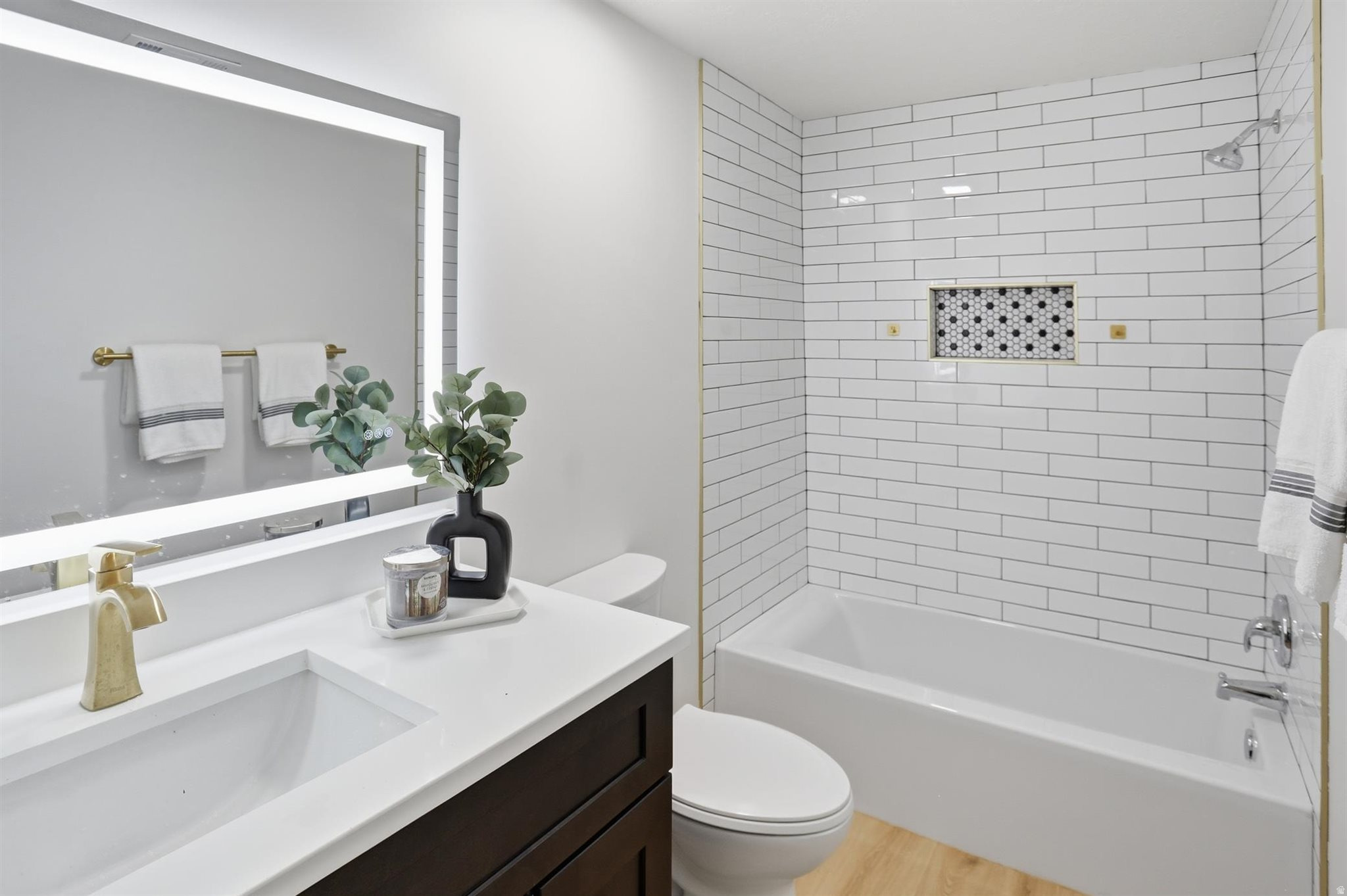 OAK FOREST - Residential