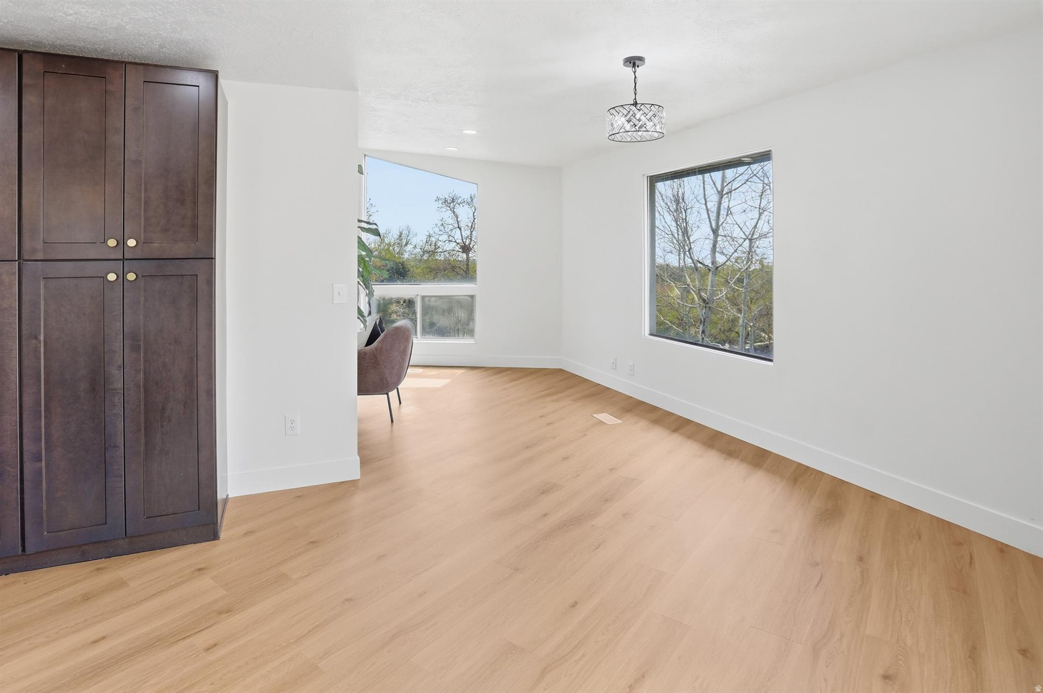 OAK FOREST - Residential