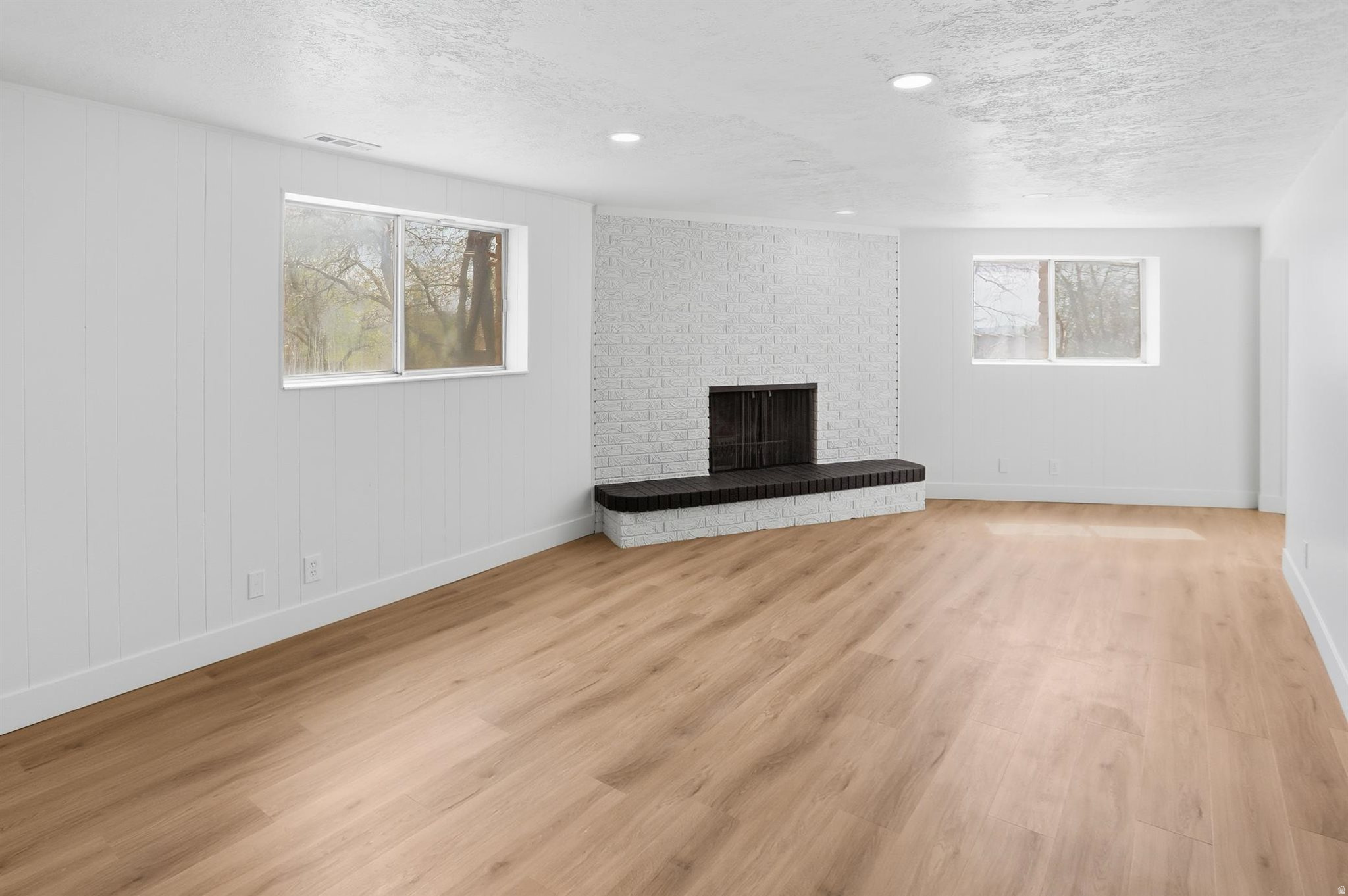 OAK FOREST - Residential