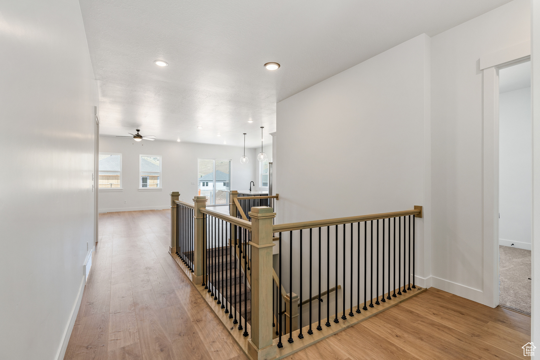 VISTAS AT SUMMIT RDG - Residential