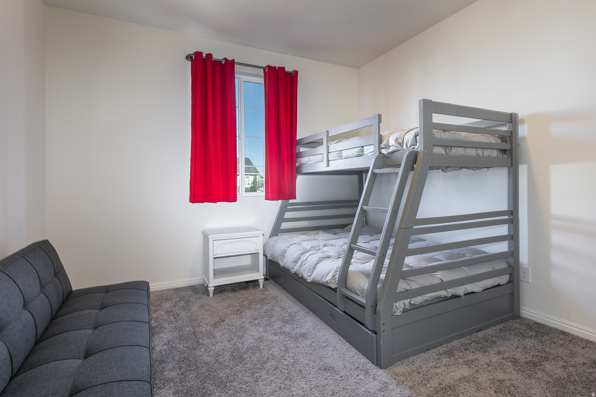 SKYVIEW ESTATES - Residential