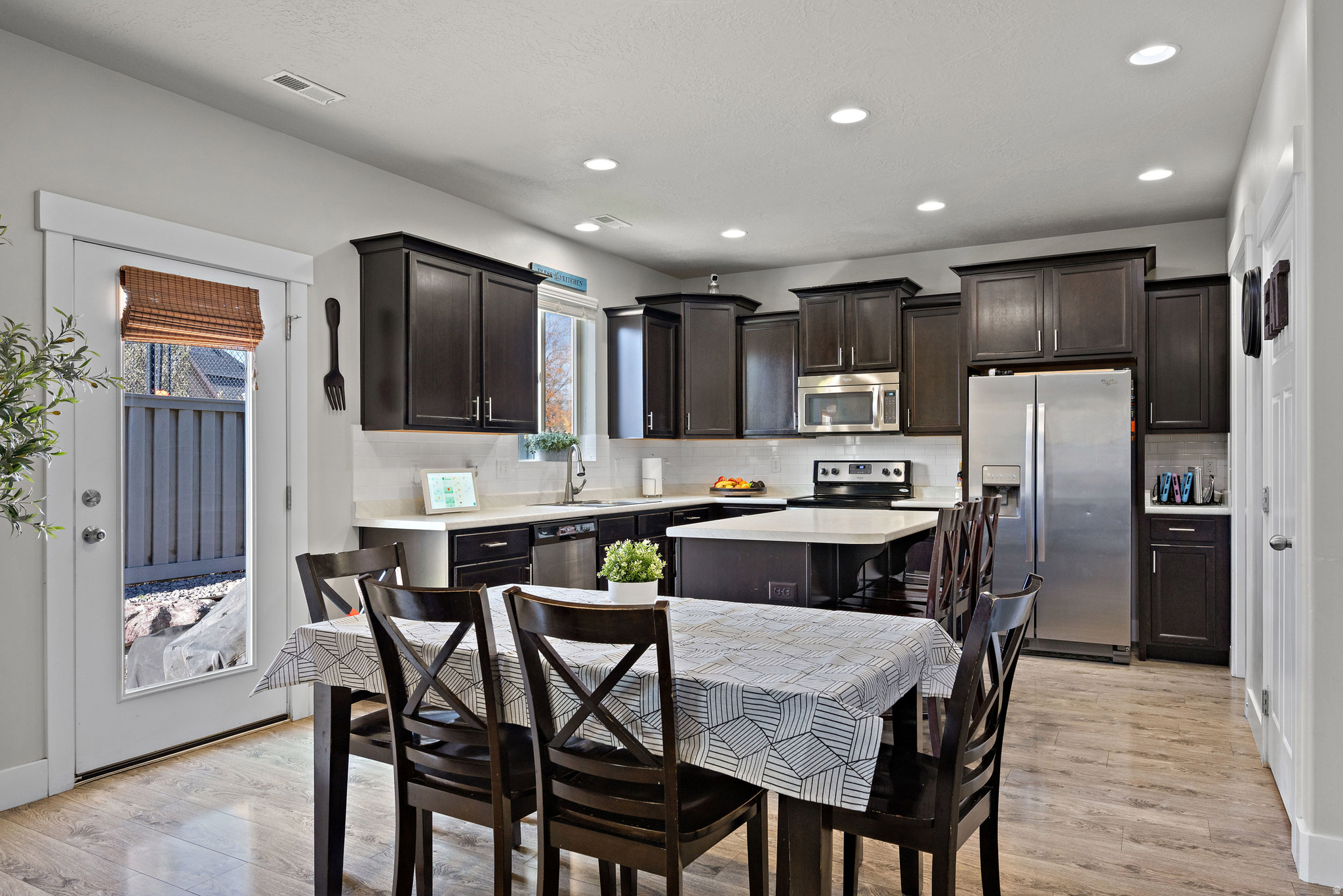 SIMPSON SPRINGS - Residential