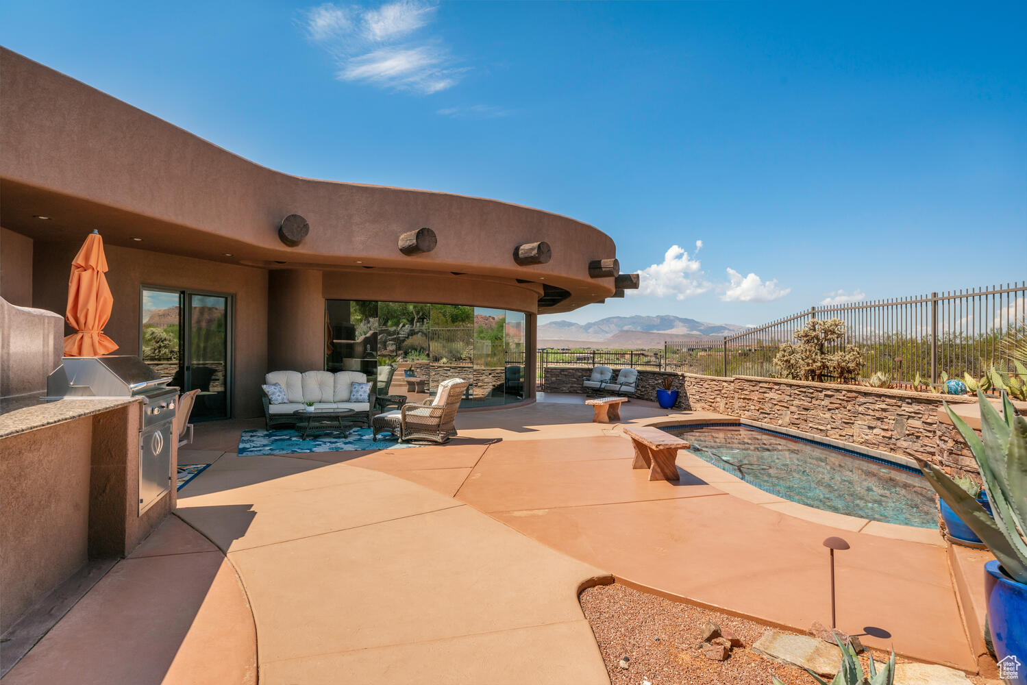ANASAZI HILLS AT ENTRADA - Residential