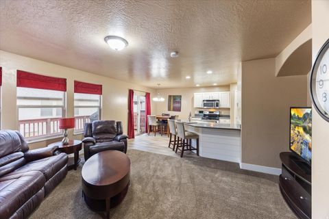 Tiny photo for 1227 N FIREFLY DR, Spanish Fork, UT 84660 (MLS # 2132751)