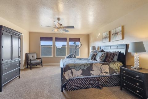 Tiny photo for 1227 N FIREFLY DR, Spanish Fork, UT 84660 (MLS # 2132751)