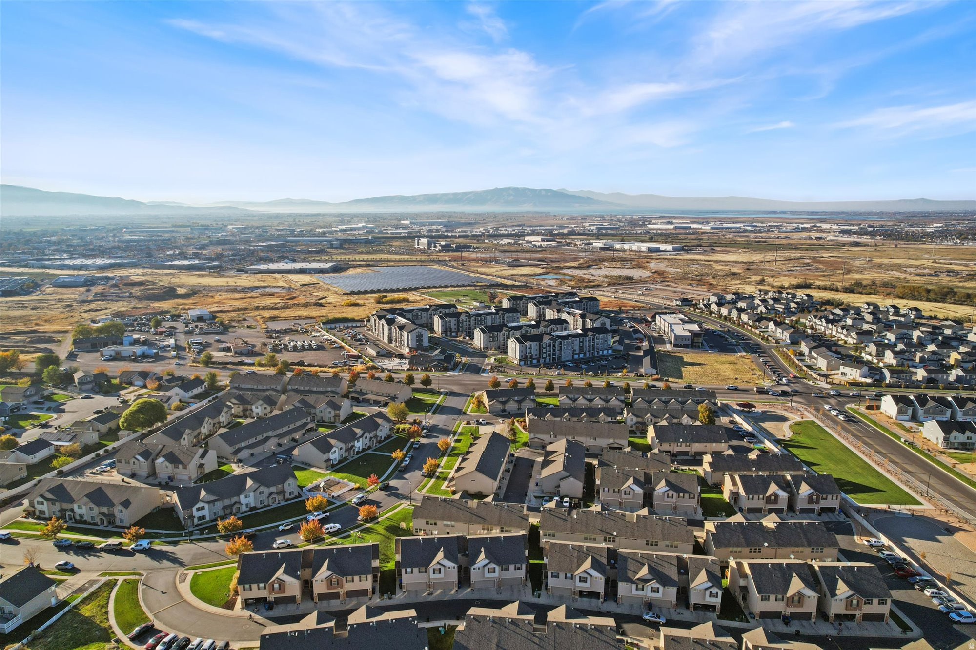 WHISPERING WILLOWS - Residential