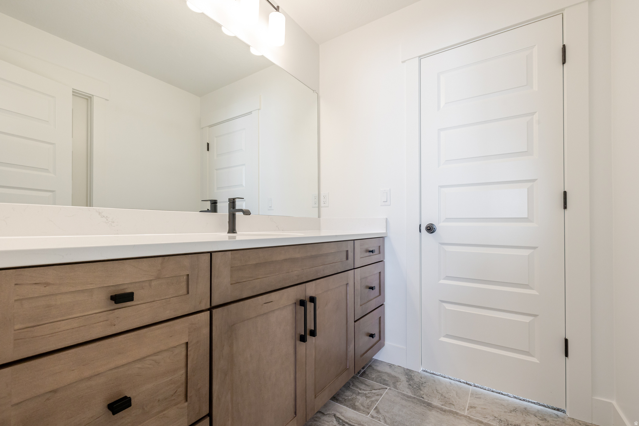 RIVER POINT - Residential