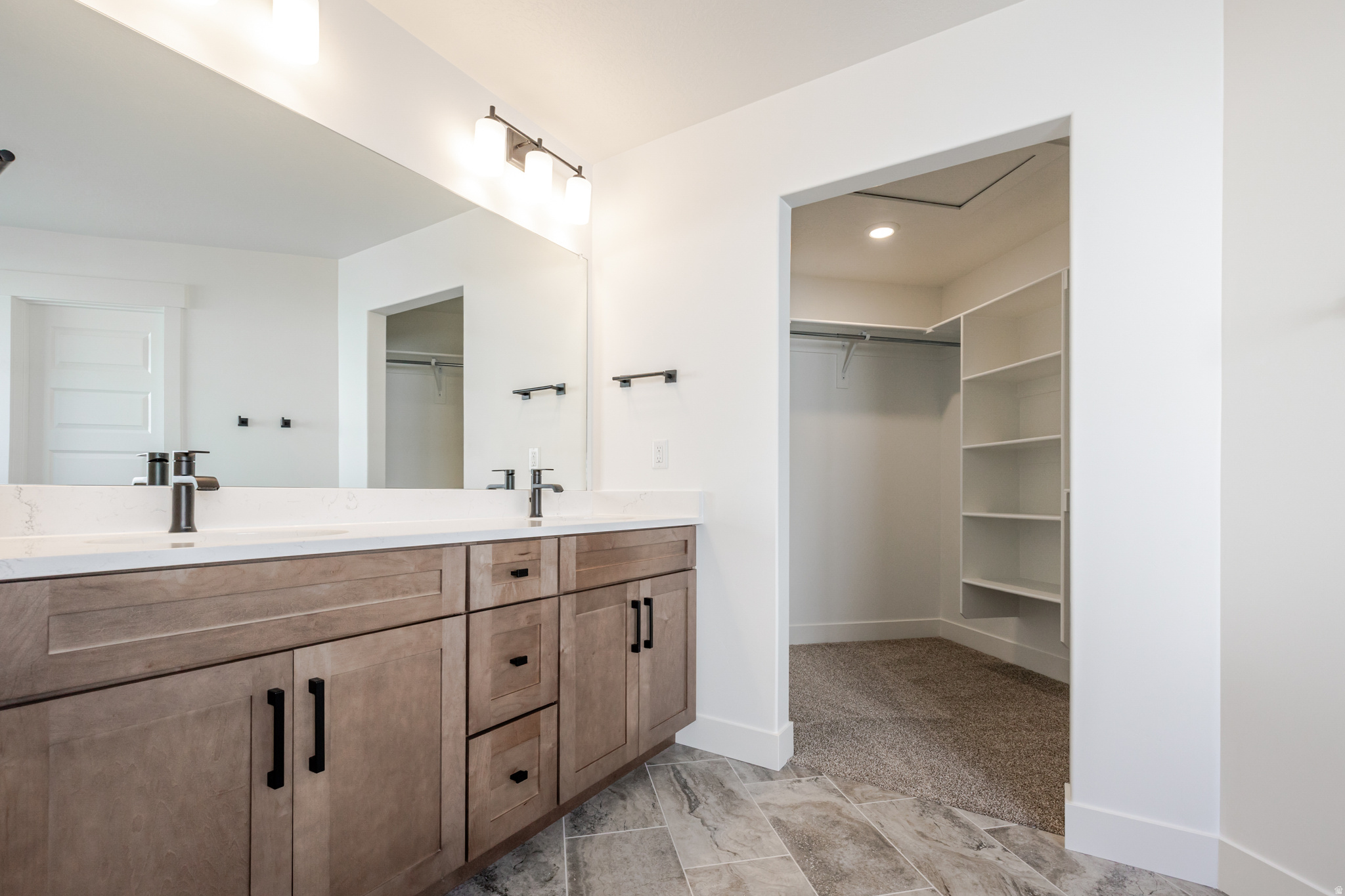 RIVER POINT - Residential