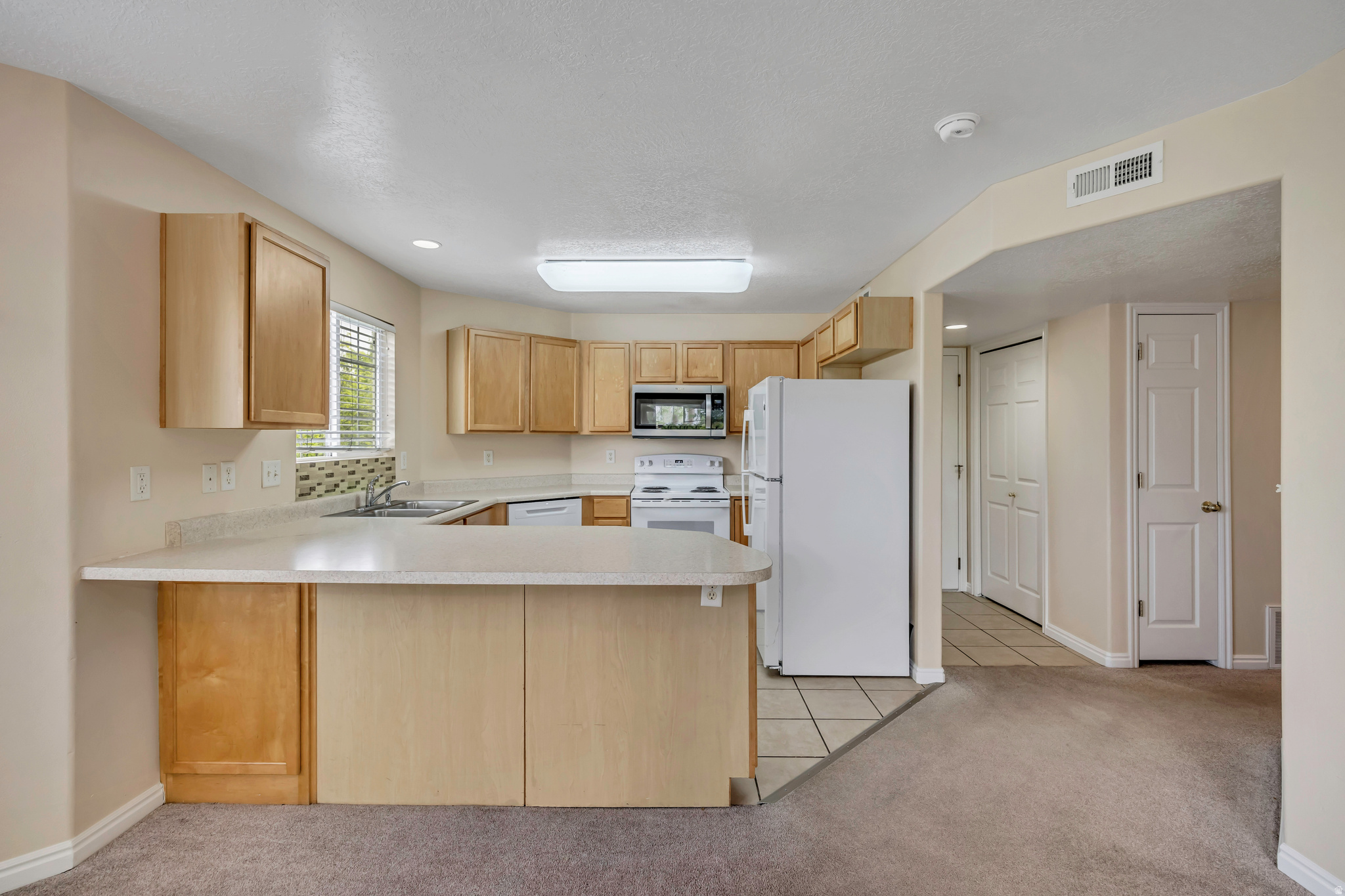 VIVANTE PHASE 15 CONDOMINIUMS - Residential