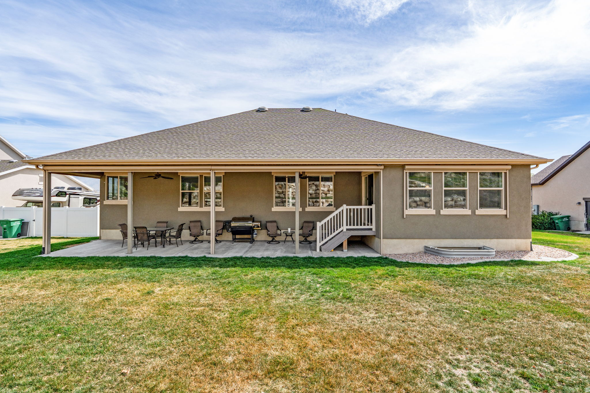 RIVER HOLLOW - Residential