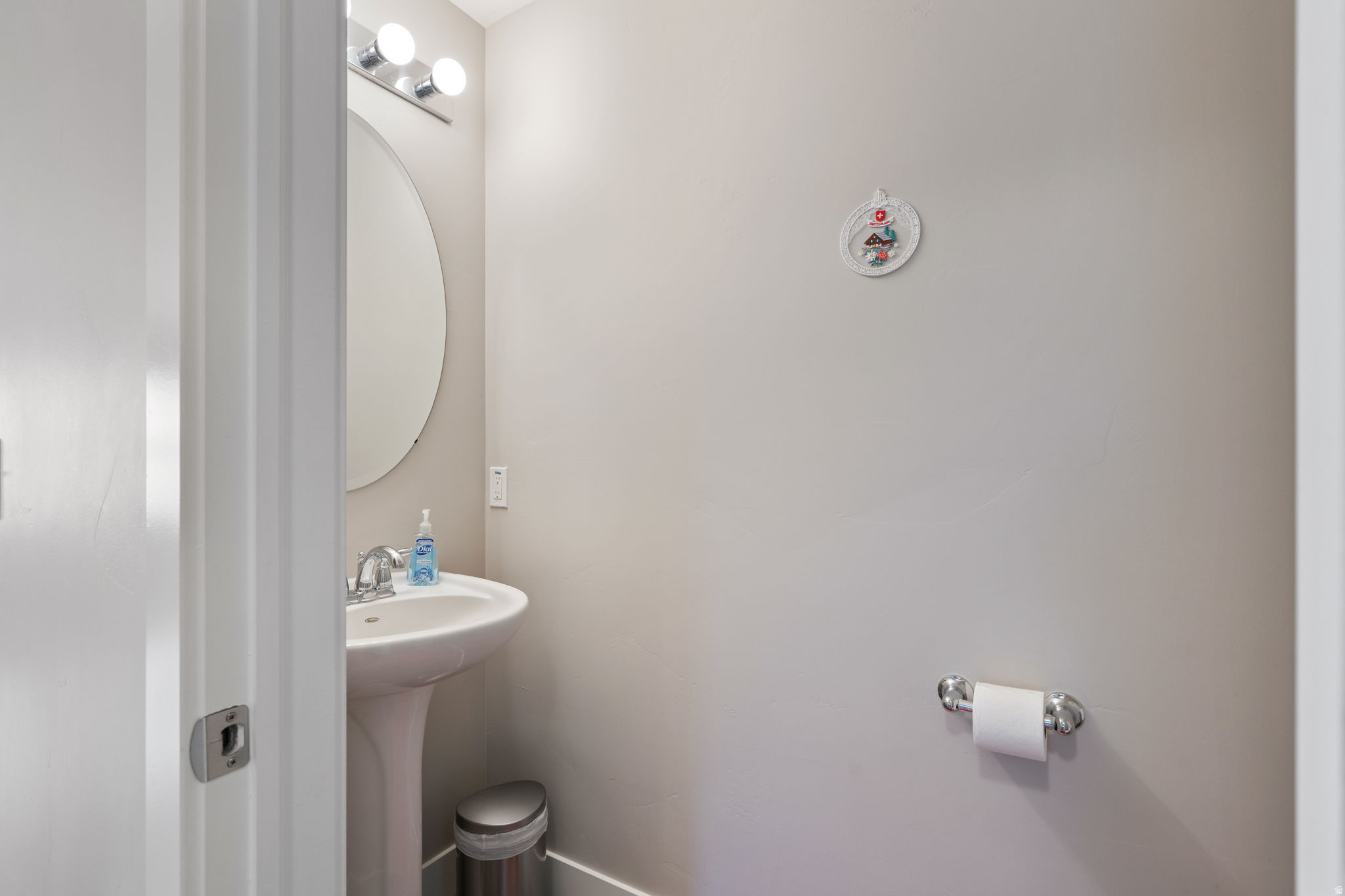 RIVER HOLLOW - Residential