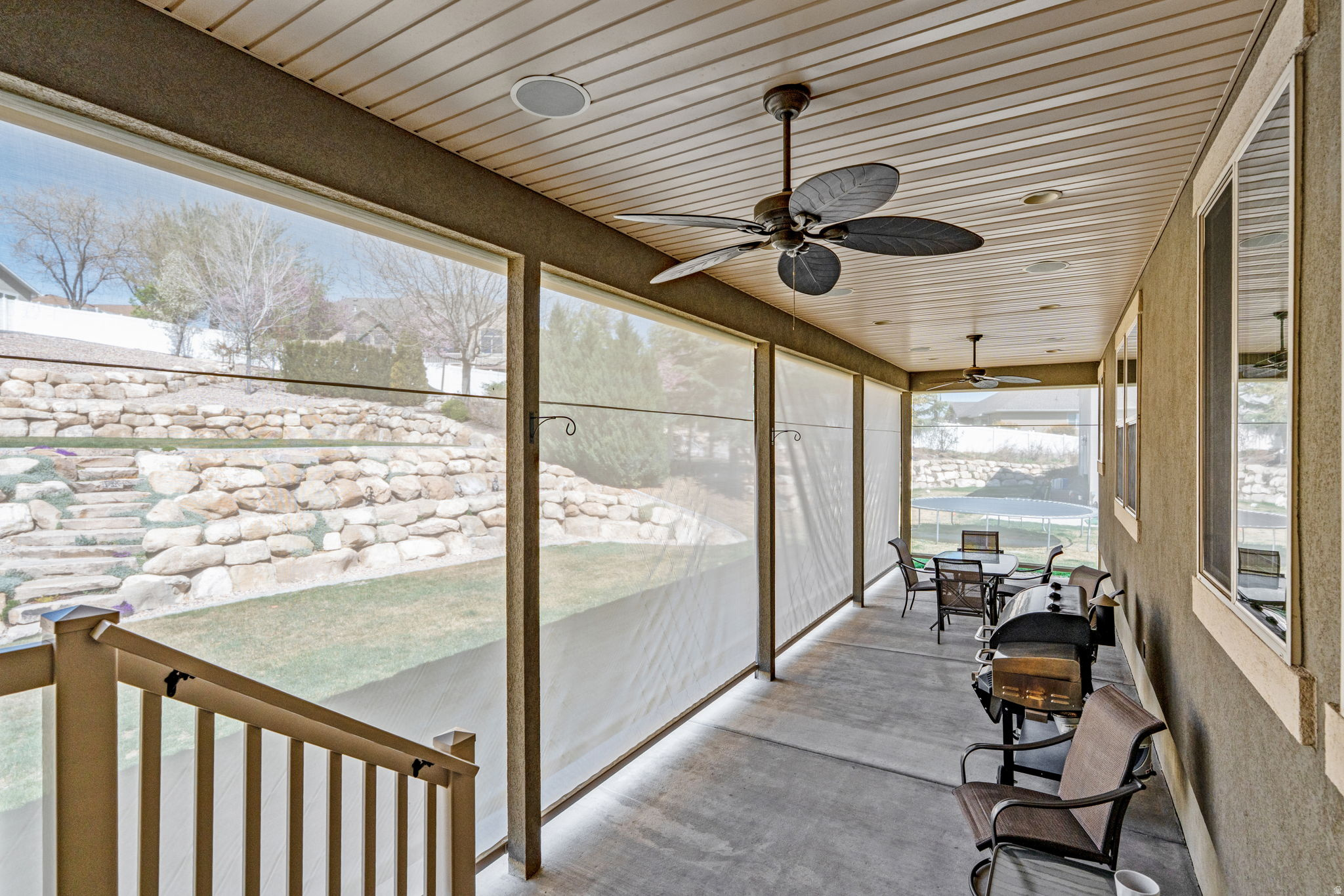 RIVER HOLLOW - Residential