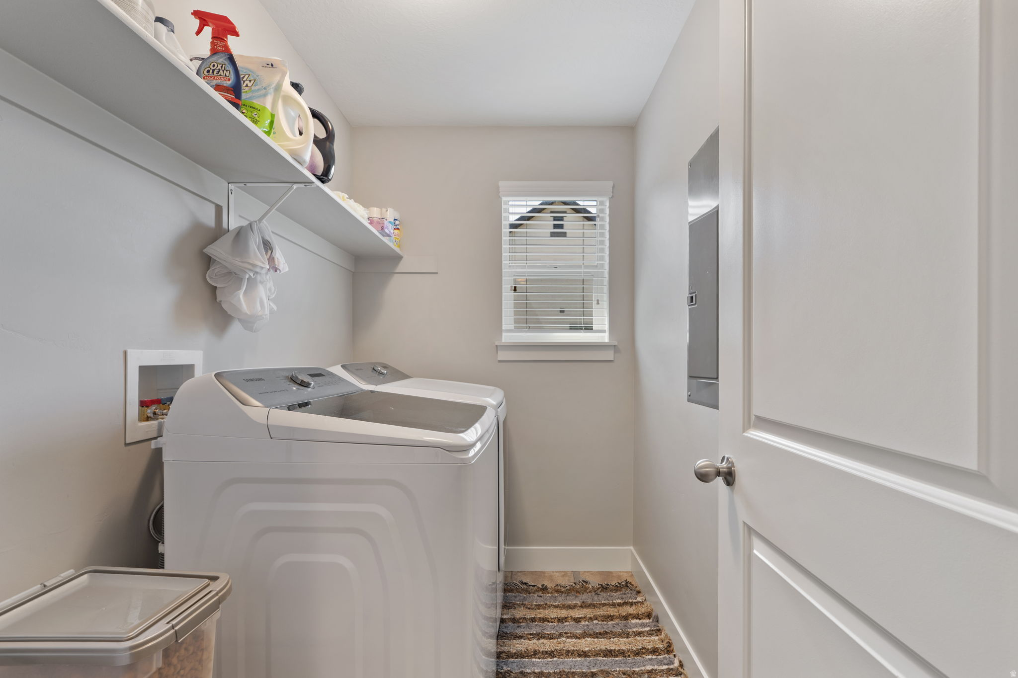 RIVER HOLLOW - Residential