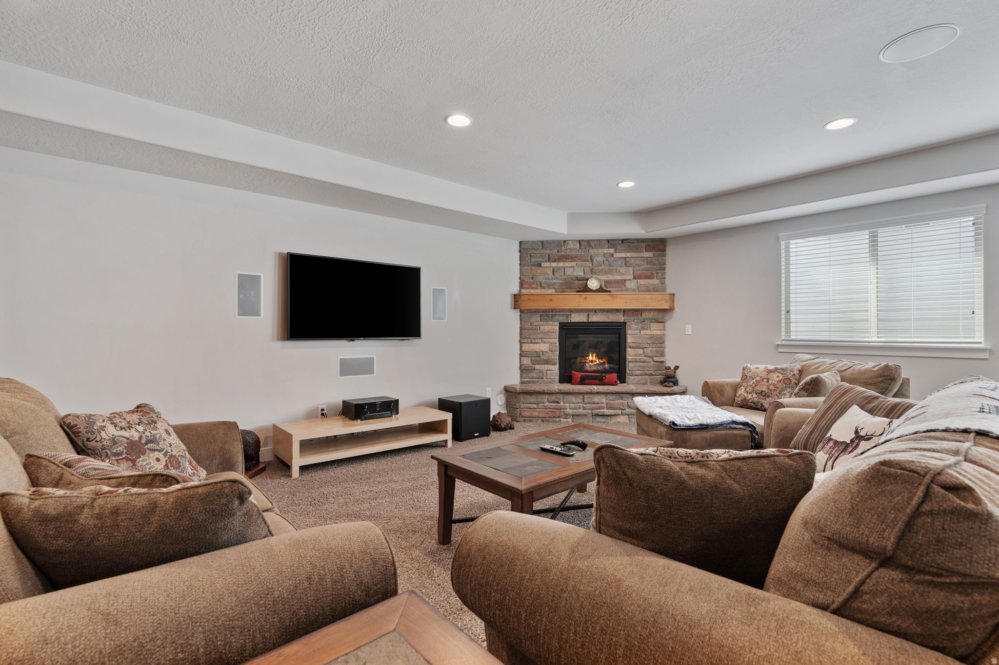 RIVER HOLLOW - Residential