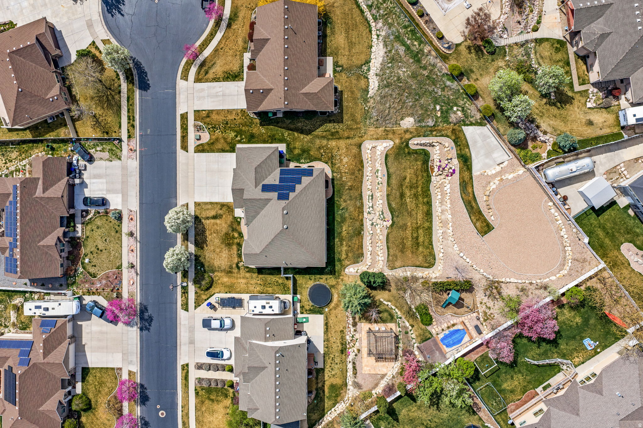 RIVER HOLLOW - Residential