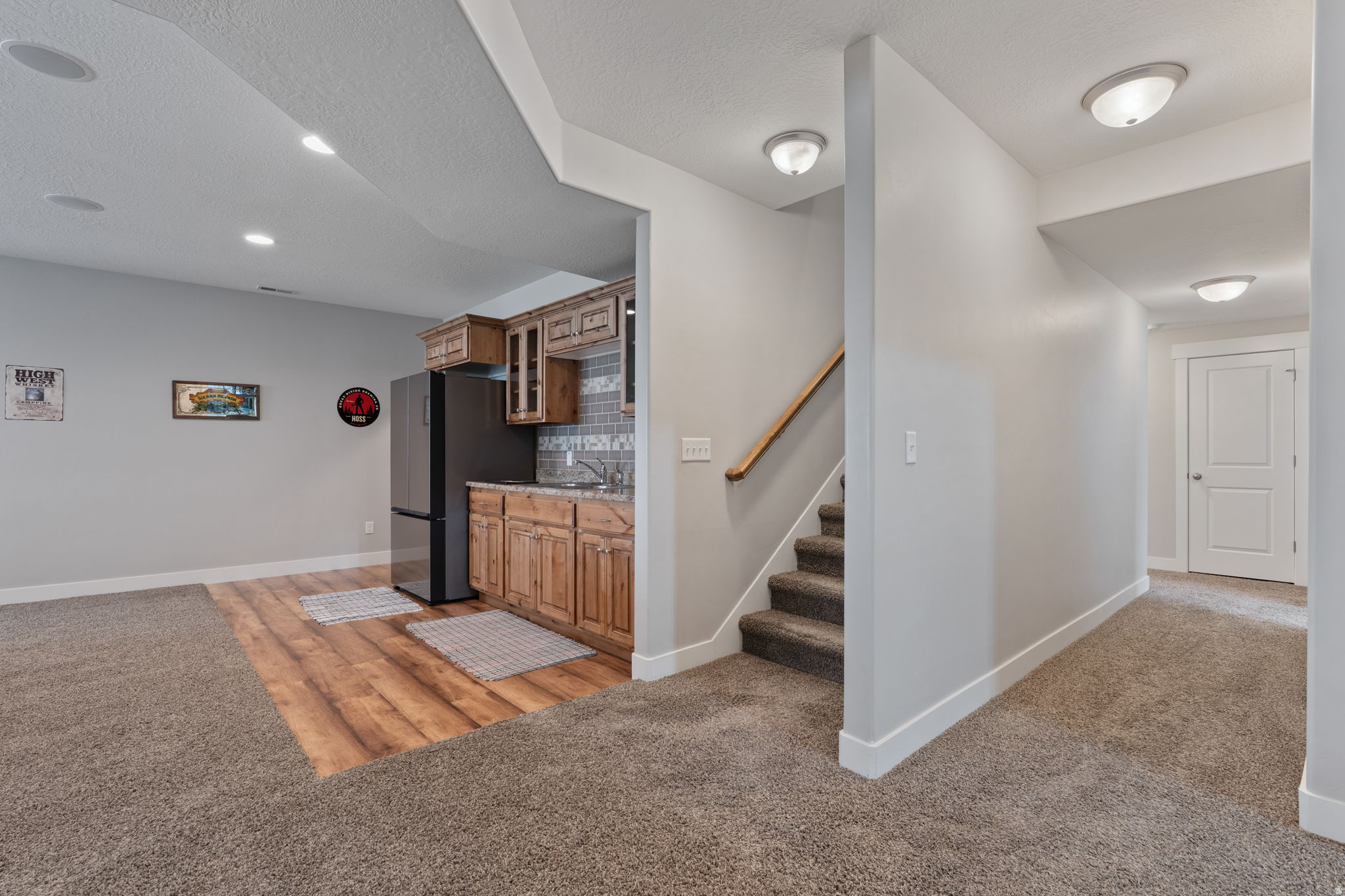 RIVER HOLLOW - Residential