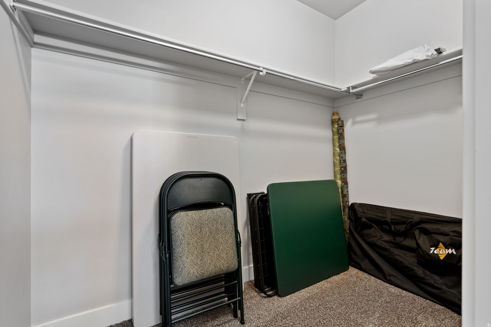 RIVER HOLLOW - Residential