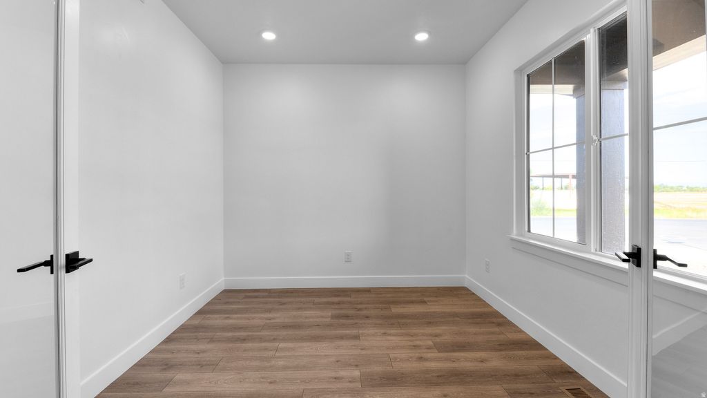 Photo of 1536 S 4125 St W #112, West Weber, UT 84401 (MLS # 2138700)