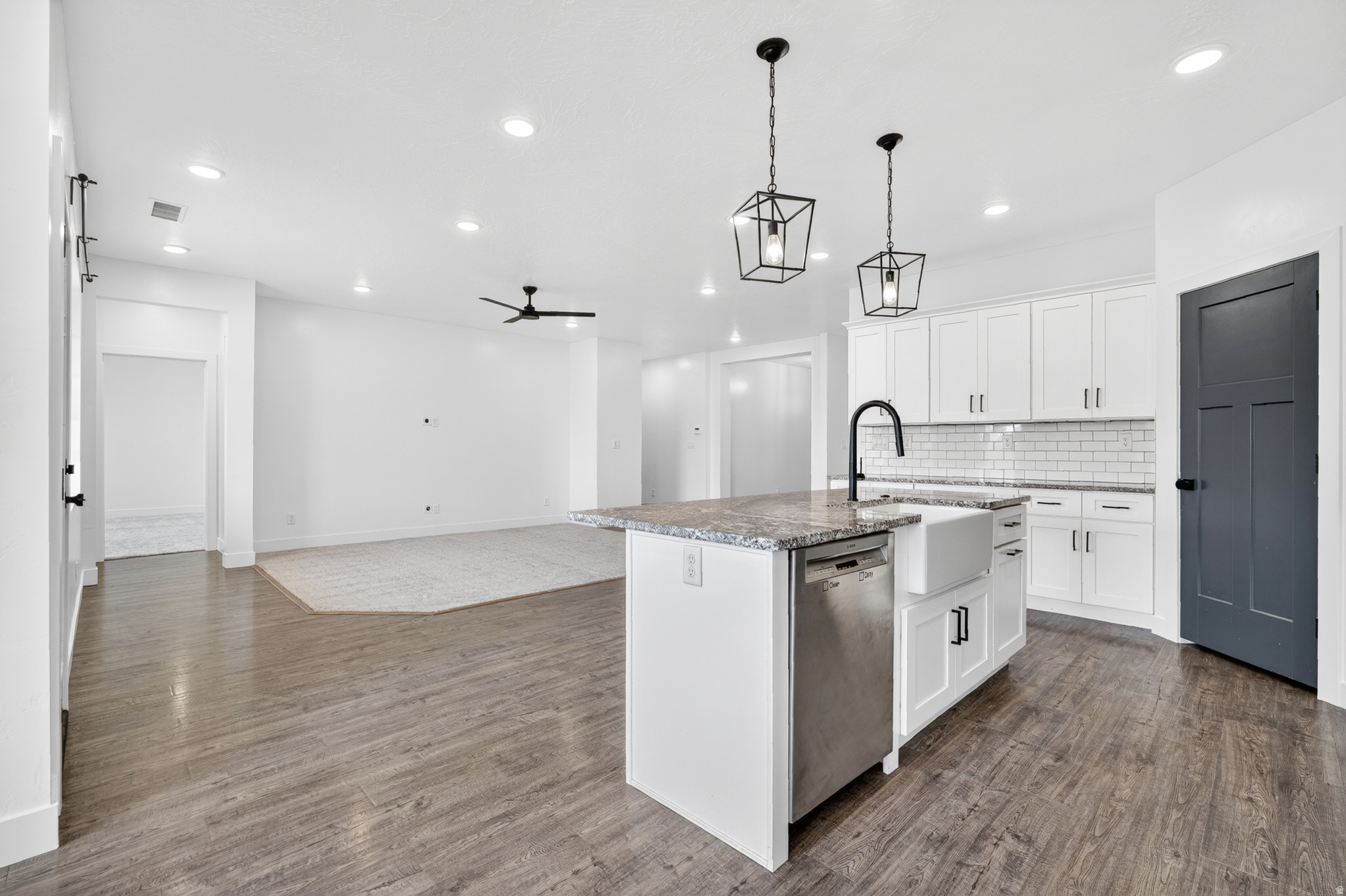 DIXIE SPRINGS - Residential