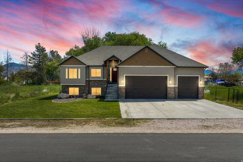 Photo of 2652 S 4150 W, Taylor, UT 84401 (MLS # 2155313)