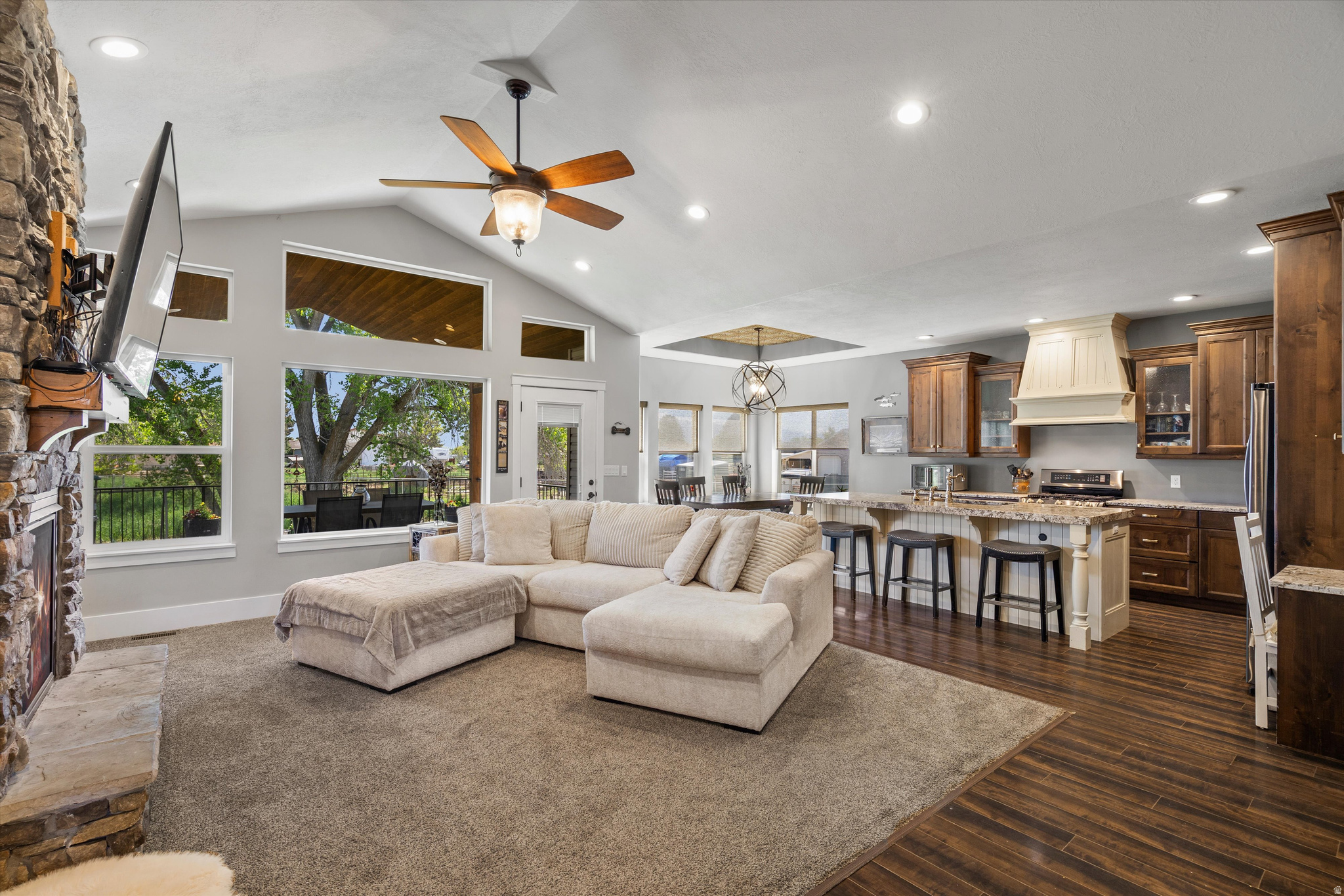 VALLEY GREEN ESTATES - Residential