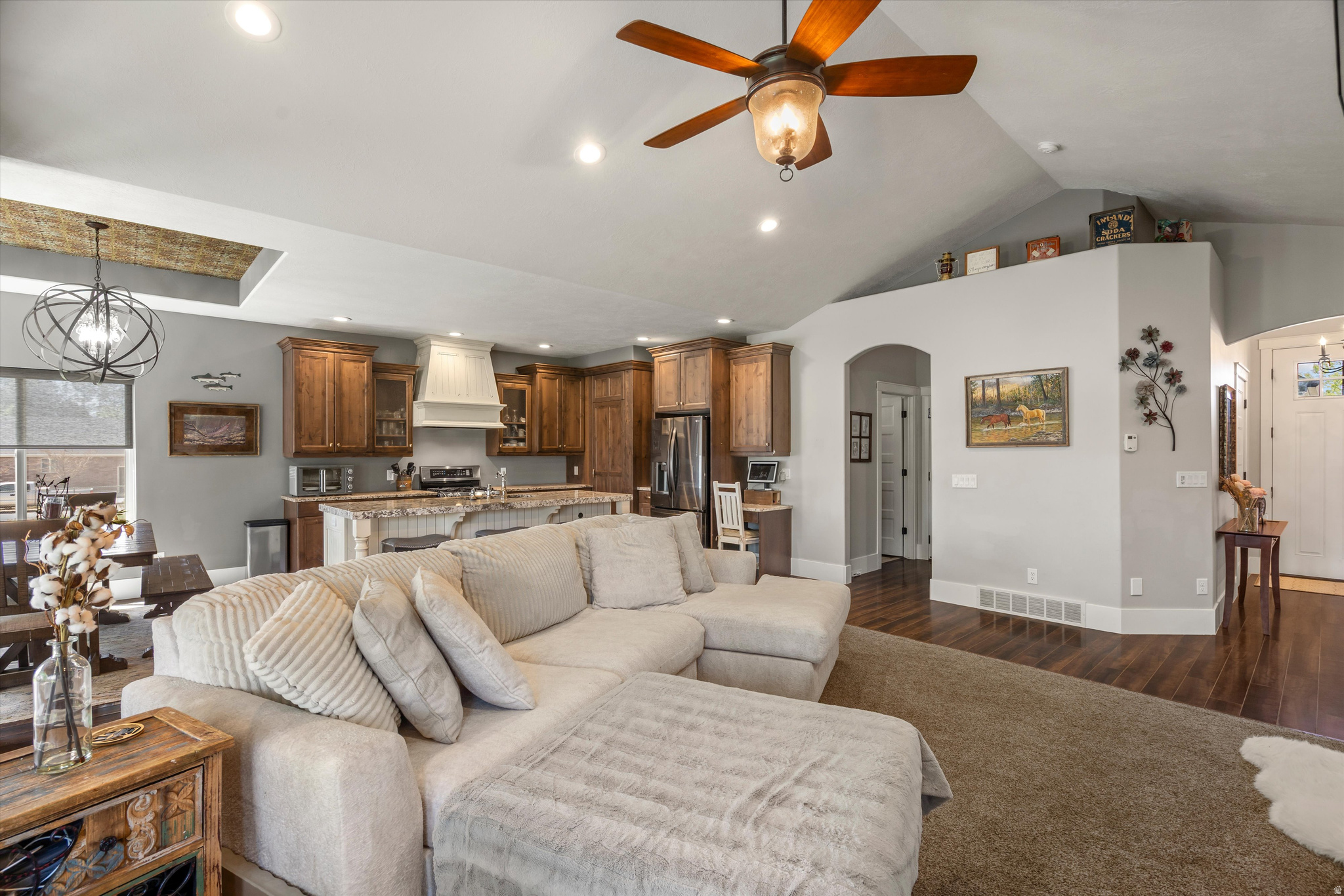 VALLEY GREEN ESTATES - Residential