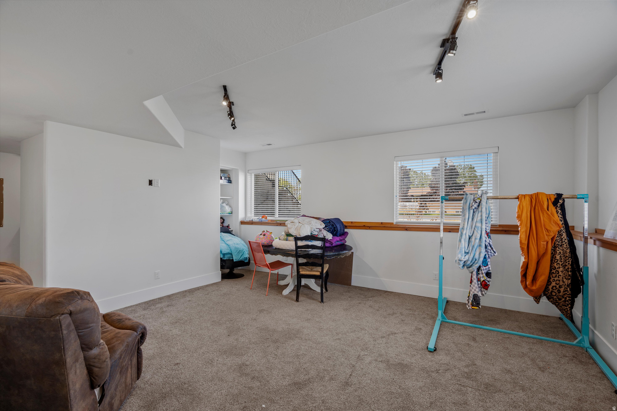 VALLEY GREEN ESTATES - Residential