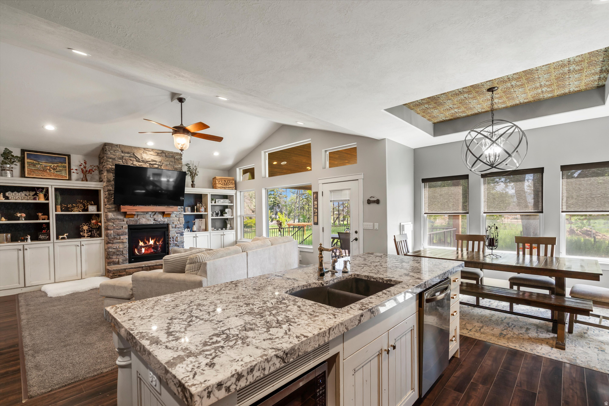 VALLEY GREEN ESTATES - Residential