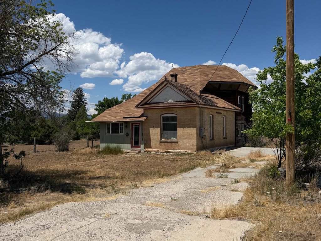 Photo of 255 E CENTER ST, Spring City, UT 84662 (MLS # 2169435)