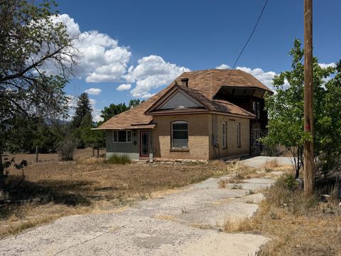 Photo of 255 E CENTER ST, Spring City, UT 84662 (MLS # 2169435)