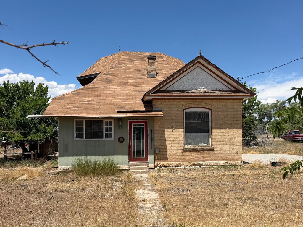 Photo of 255 E CENTER ST, Spring City, UT 84662 (MLS # 2169435)