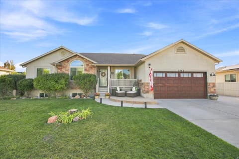 Tiny photo for 1440 S DORAL DR #39, Syracuse, UT 84075 (MLS # 2180317)