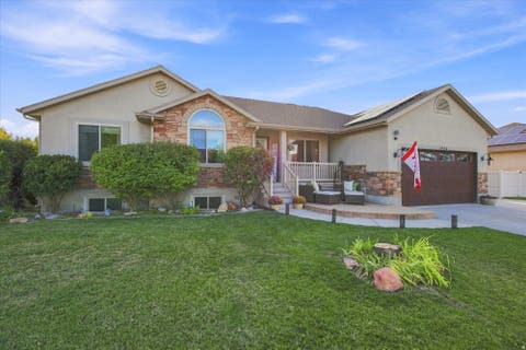 Tiny photo for 1440 S DORAL DR #39, Syracuse, UT 84075 (MLS # 2180317)