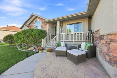 Tiny photo for 1440 S DORAL DR #39, Syracuse, UT 84075 (MLS # 2180317)