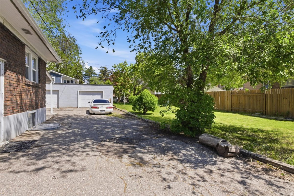 PARK PLACE ADDITION - Residential Income