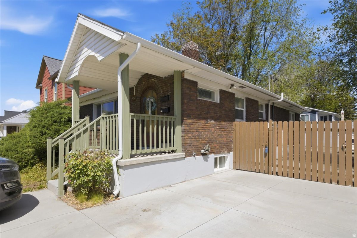 PARK PLACE ADDITION - Residential Income