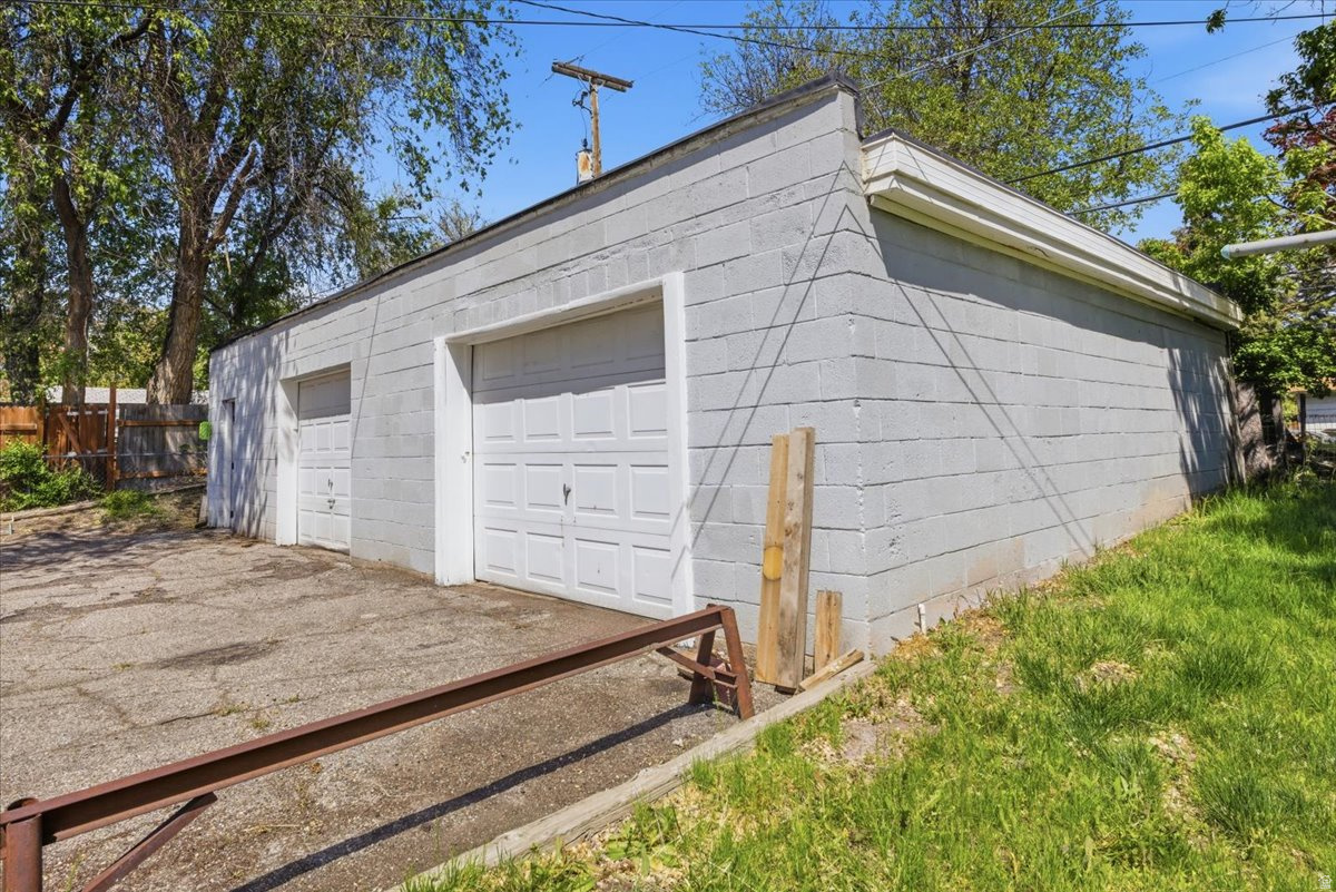 PARK PLACE ADDITION - Residential Income