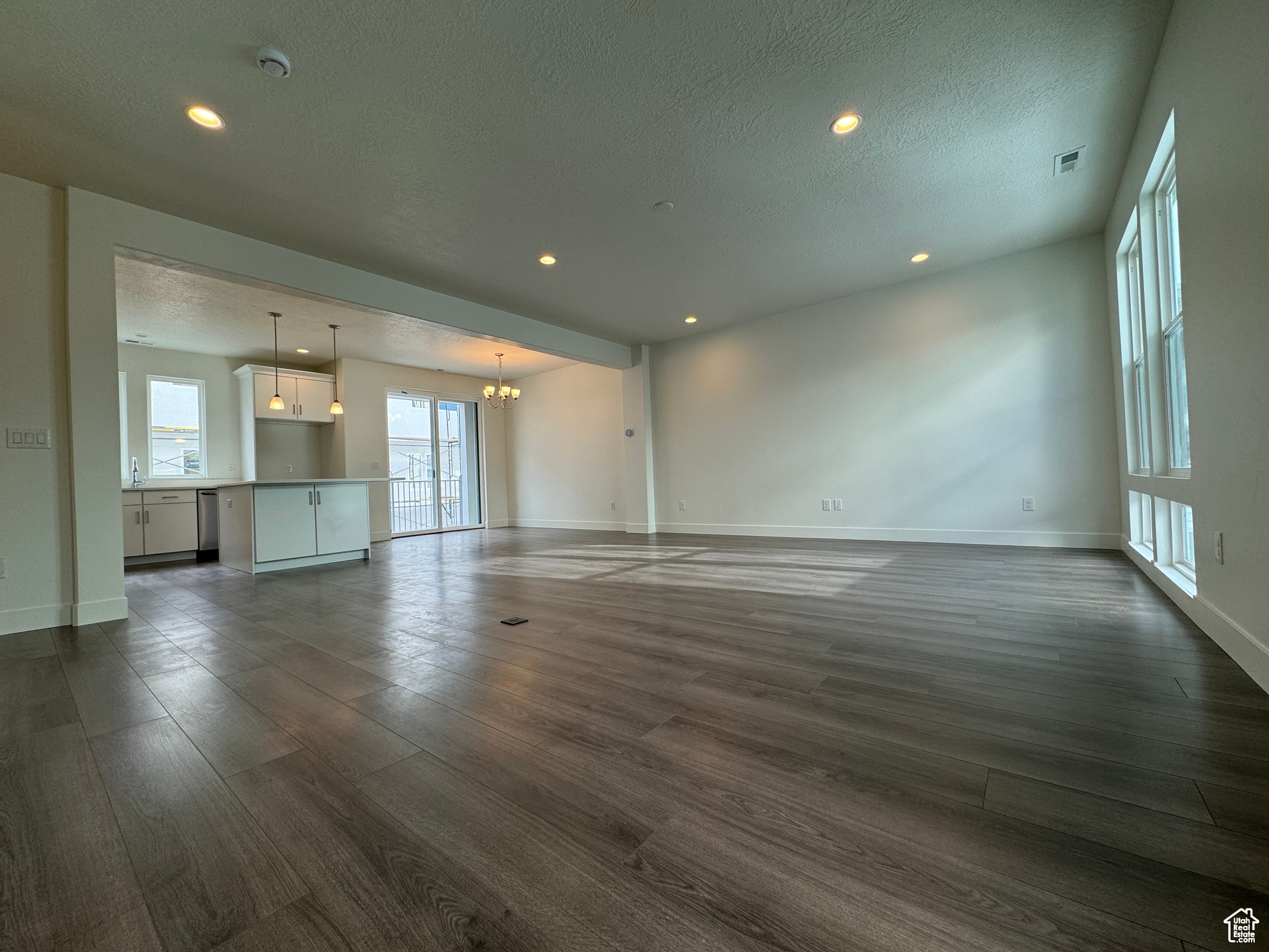 10642 S Cardinal Park Rd #151, South Jordan, Utah image 2