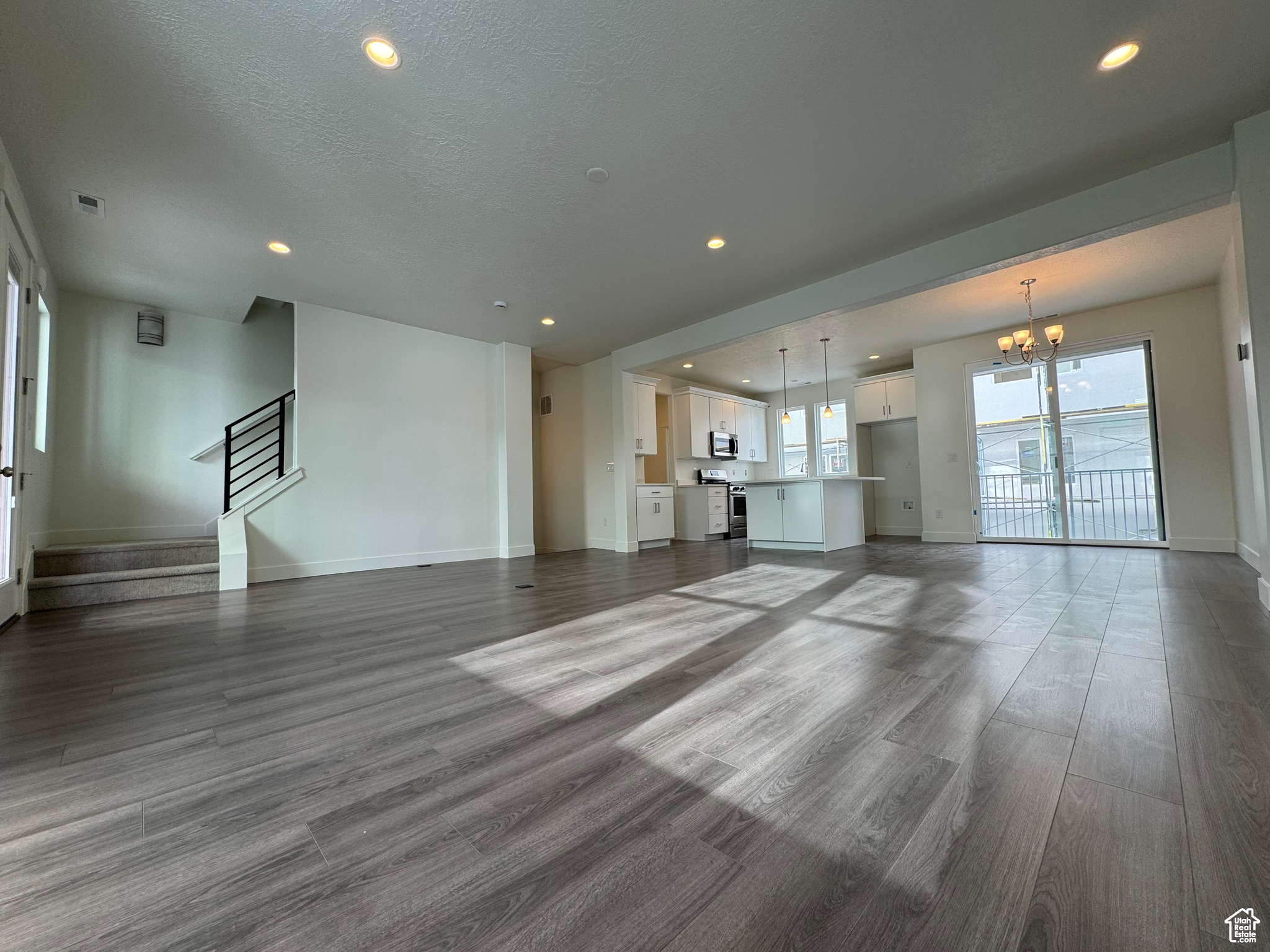 10642 S Cardinal Park Rd #151, South Jordan, Utah image 5