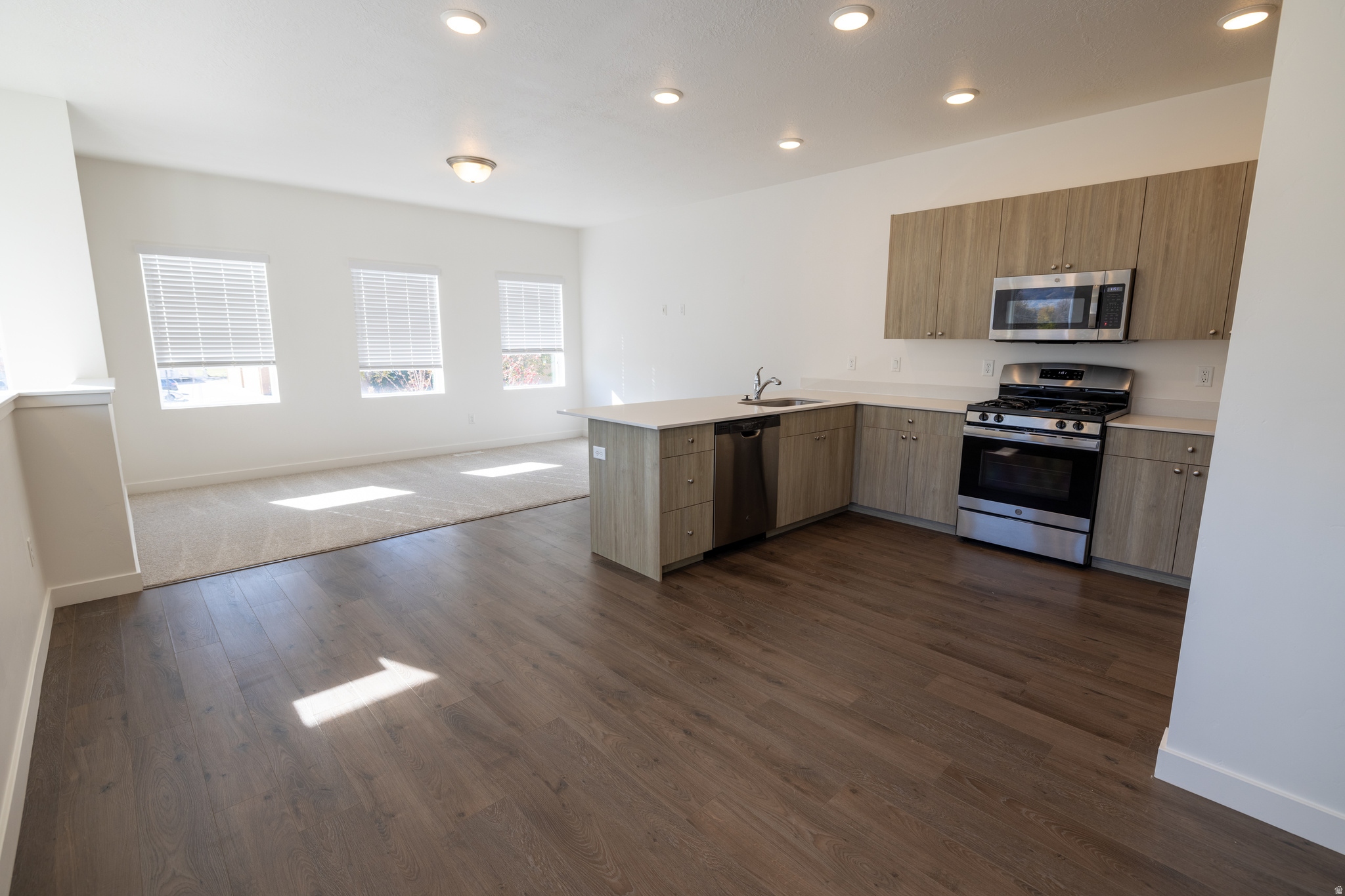 GENTILE STATION - Residential