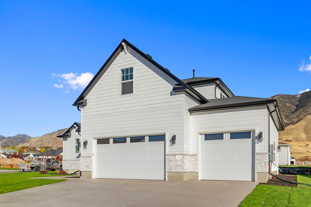 Photo of 630 S 50 E #115, Hyde Park, UT 84318 (MLS # 2176430)
