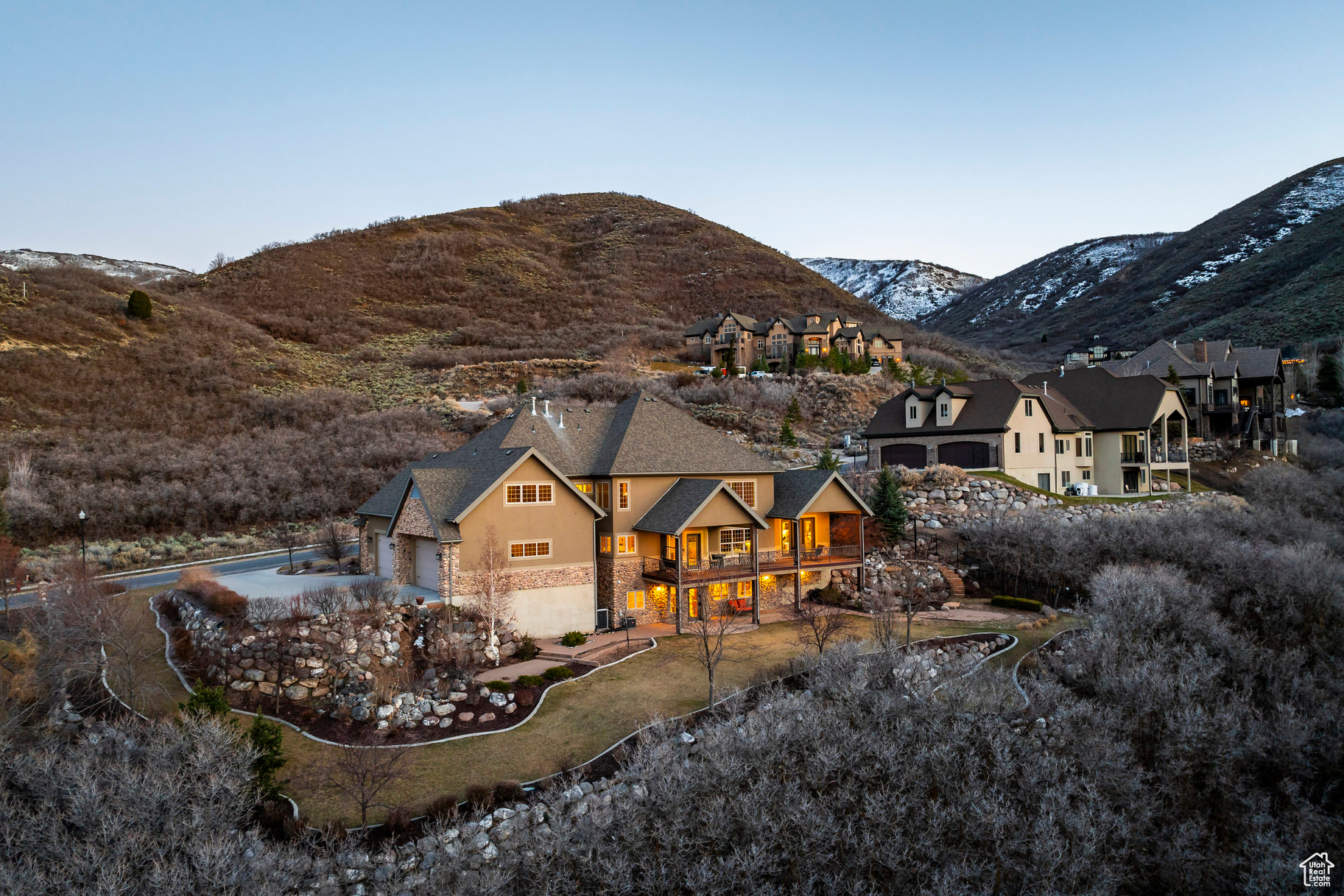 OAK HOLLOW ESTATES - Residential