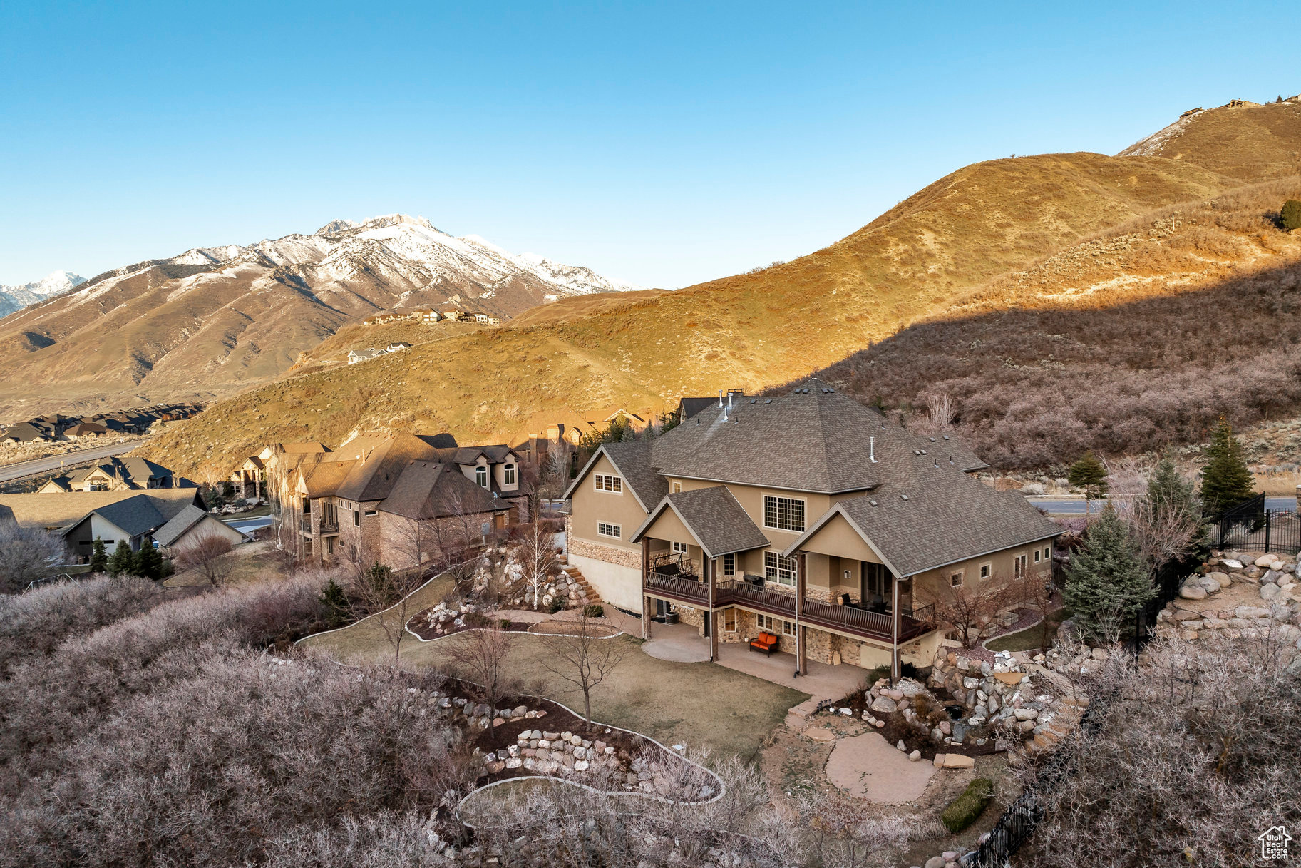 OAK HOLLOW ESTATES - Residential