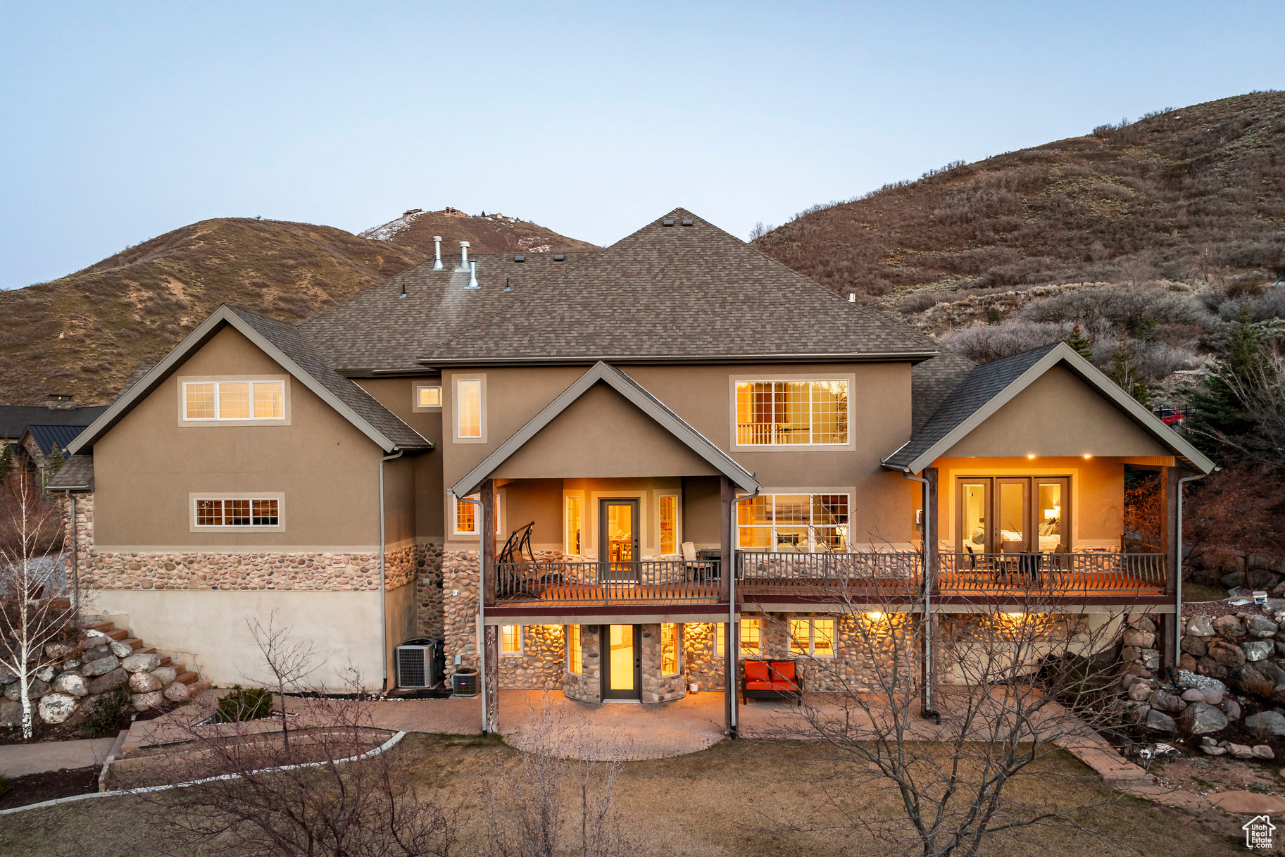 OAK HOLLOW ESTATES - Residential