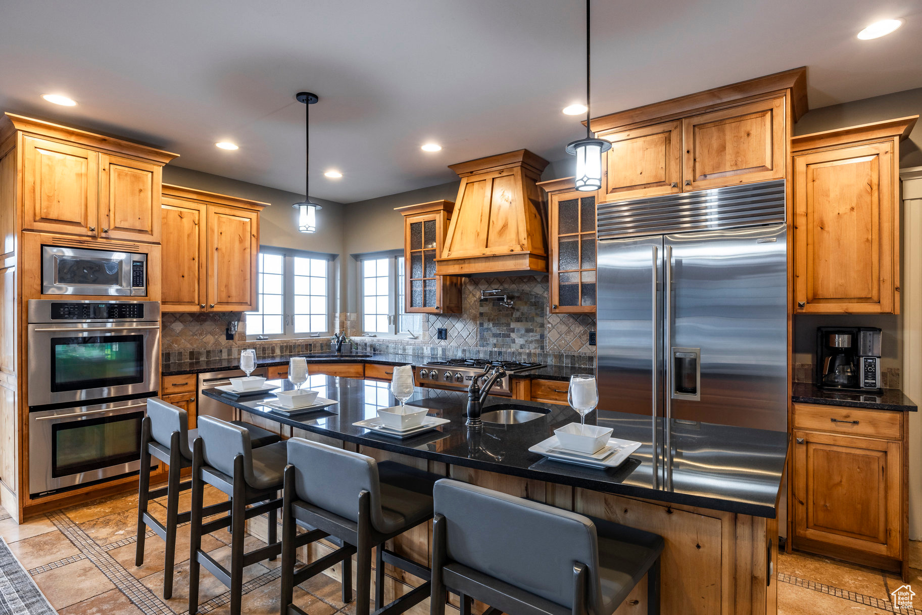 OAK HOLLOW ESTATES - Residential