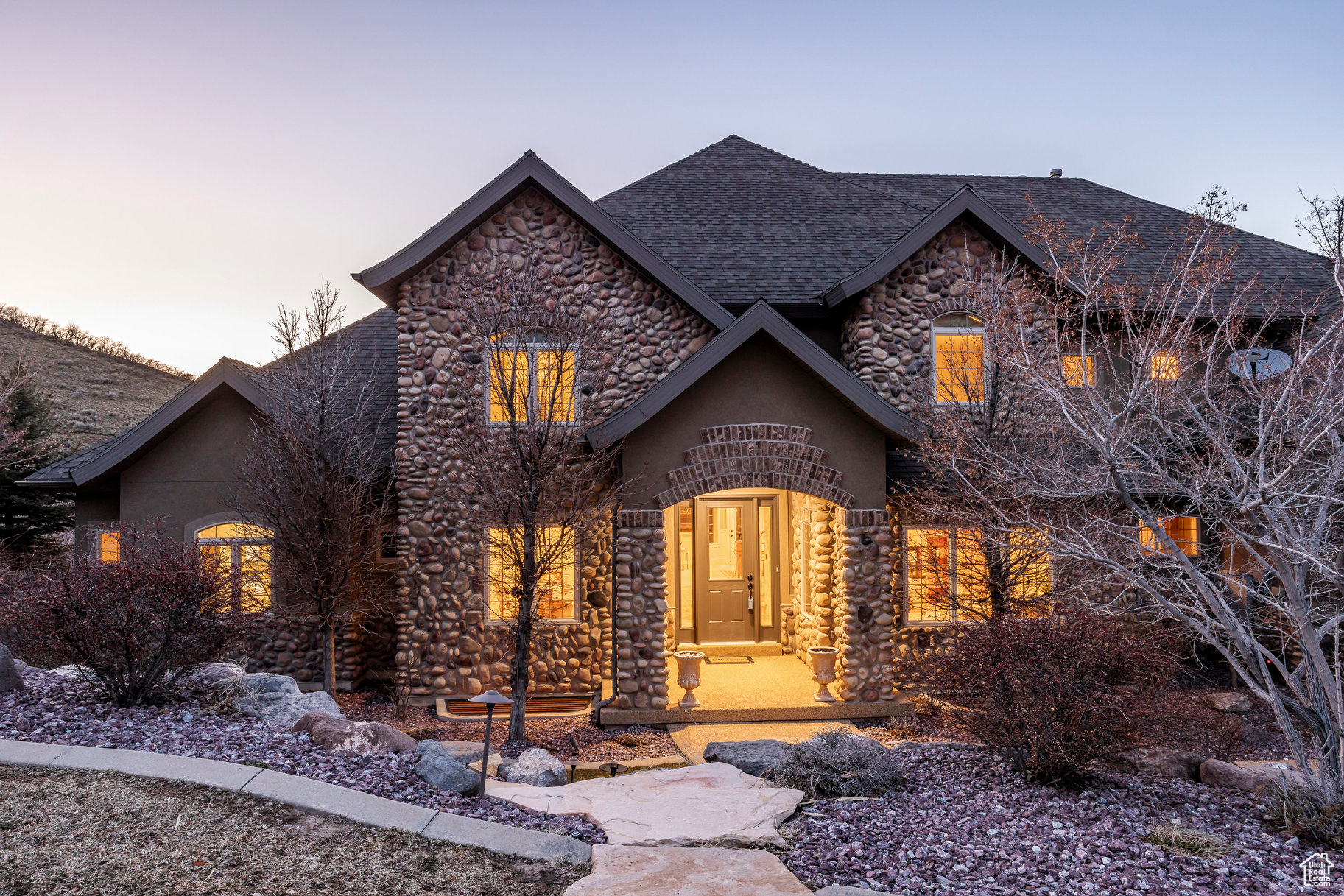 OAK HOLLOW ESTATES - Residential